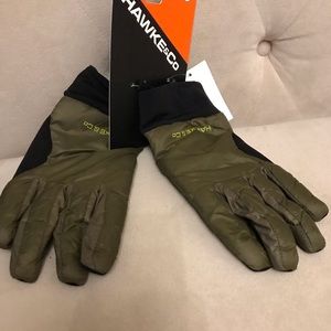 Hawke & Co gloves